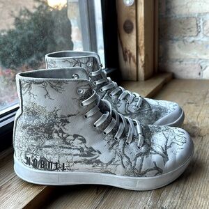 NOBULL high top trainers women’s 8.5